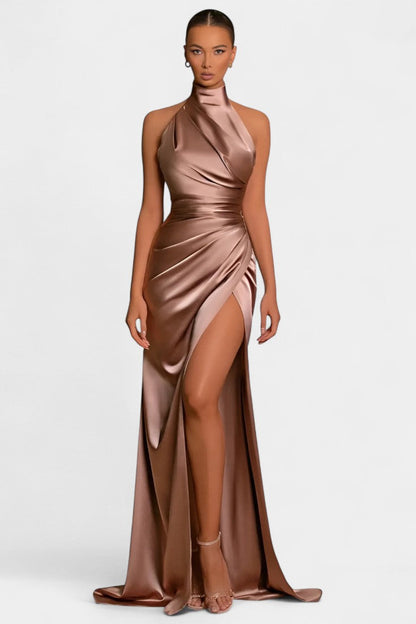 Symone Abito Halter Torcido con Spacco laterale Dramática