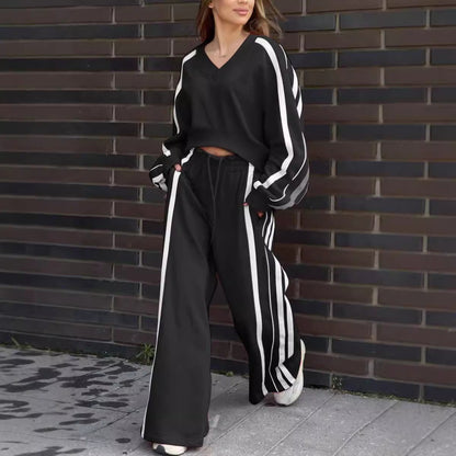 Set due pezzi di maglia in righe e pantaloni ampi