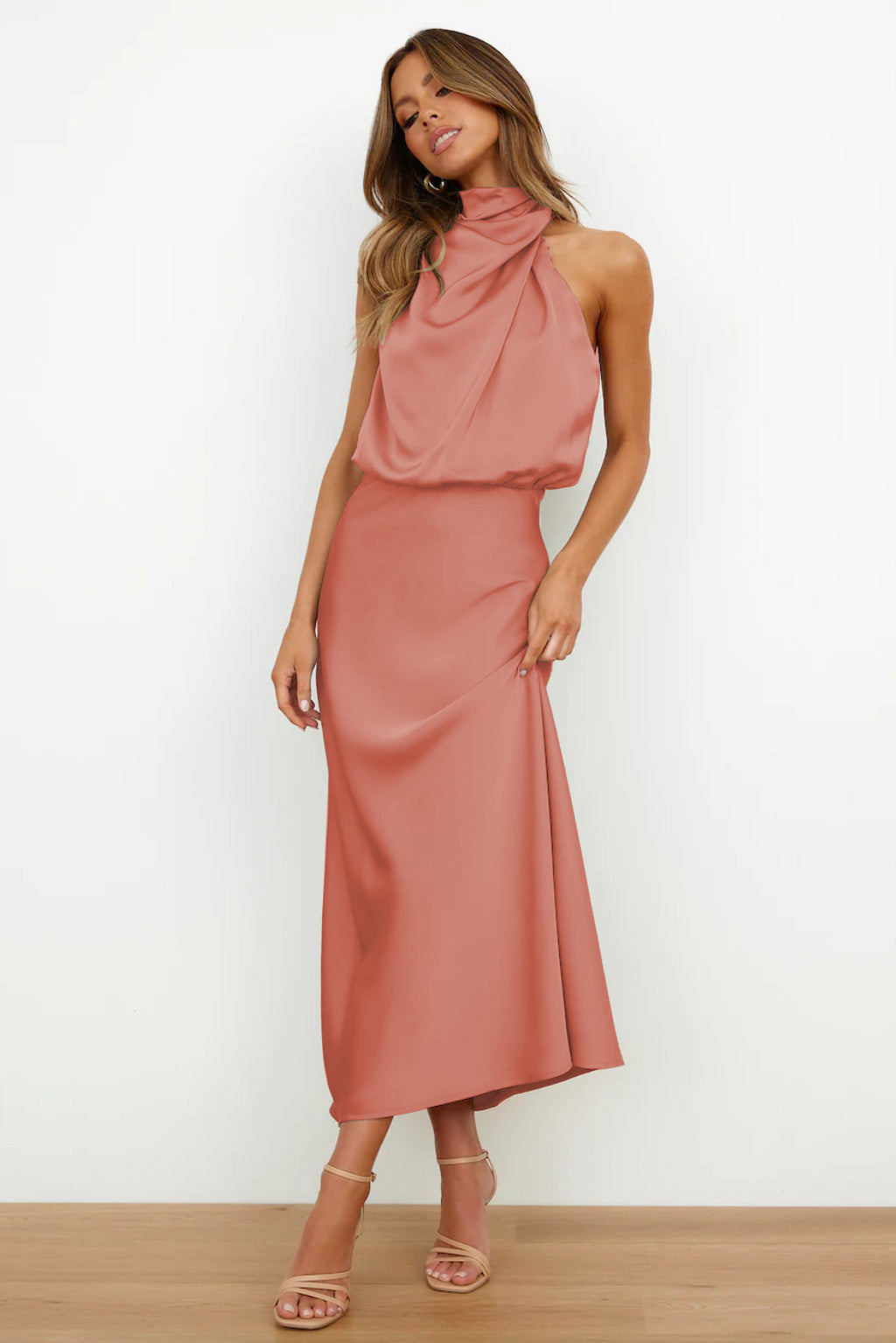 Katherine | Abito in satin Elegante