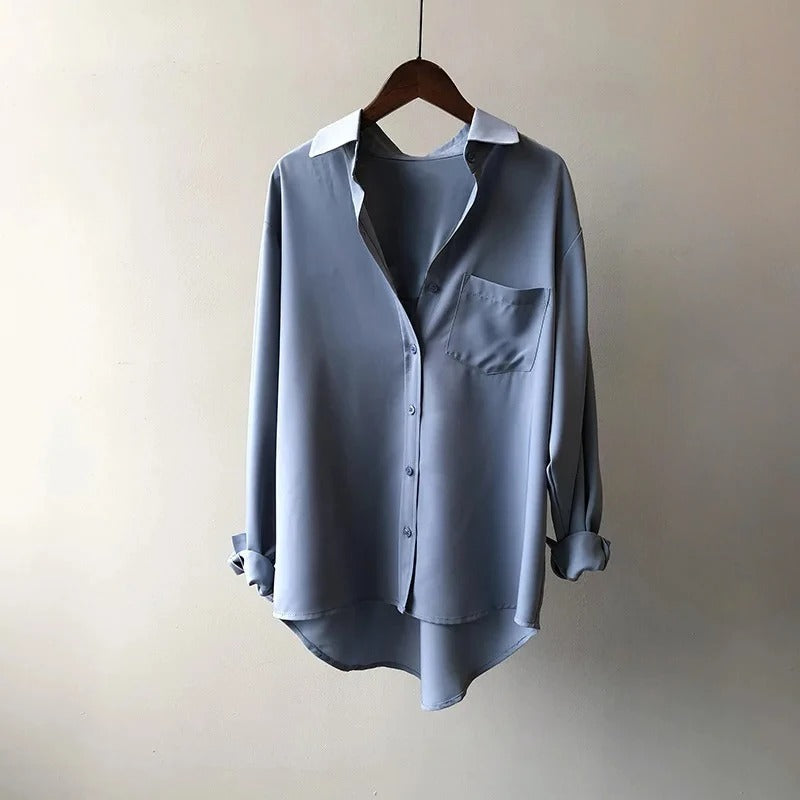 Riley – Blusa di Seta con Eleganza Fluida