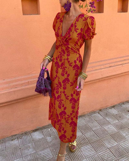 Aria™ - Elegante Abito maxi con Scollo a V e Motivo di Foglie