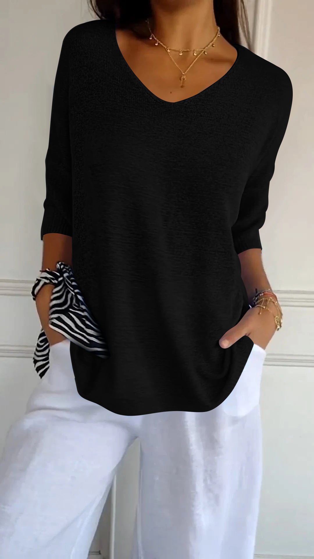 LILITH – TOP DI MAGLIA CON scollo a V