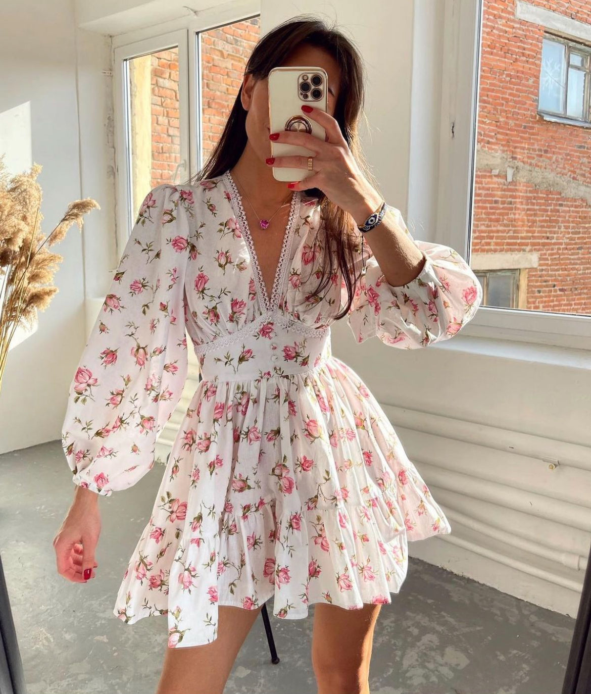 Abito mini Floreale per Donne con Maniche lunghe Abullonadas e Scollo a V