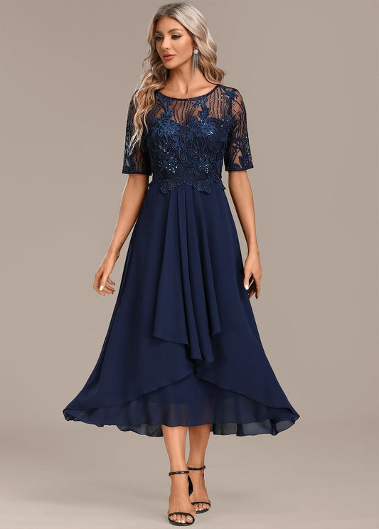 Abito Corto in pizzo Blu navy con Manica corta e Collo rotondo