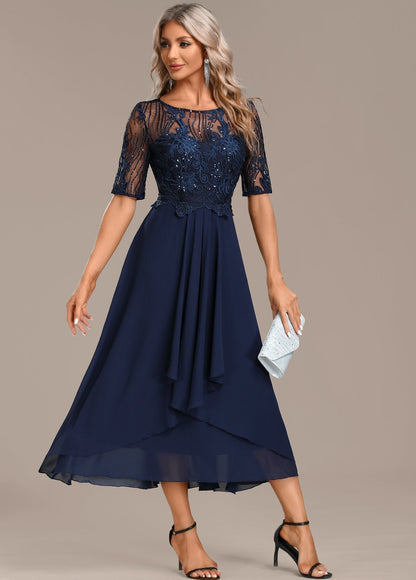 Abito Corto in pizzo Blu navy con Manica corta e Collo rotondo
