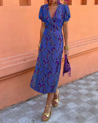Aria™ - Elegante Abito maxi con Scollo a V e Motivo di Foglie