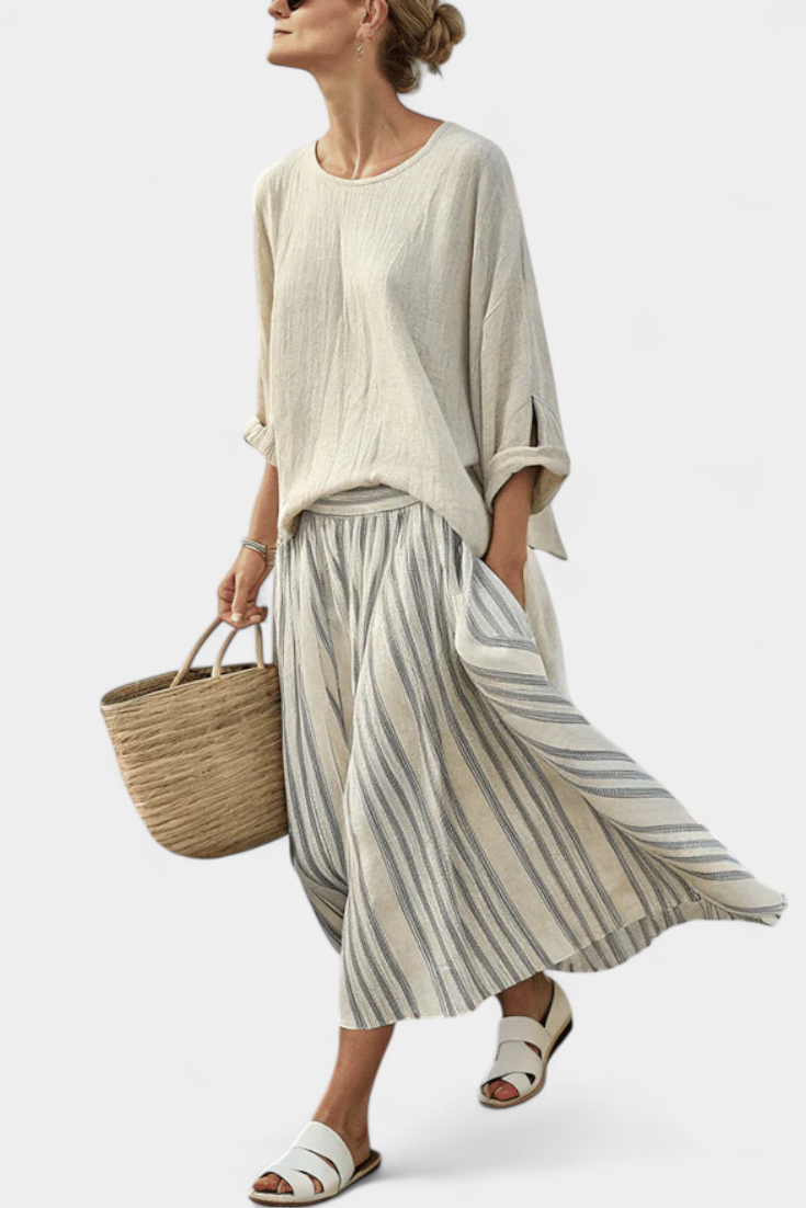 Aurcyn | Blusa Larga e Comoda & Gonna midi A righe