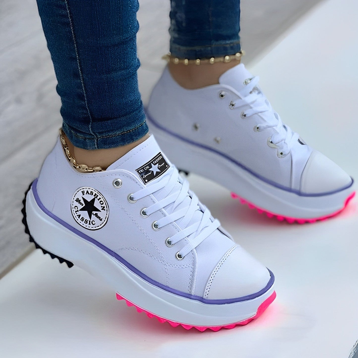 Sneakers di tela – Sneakers moderne per donna