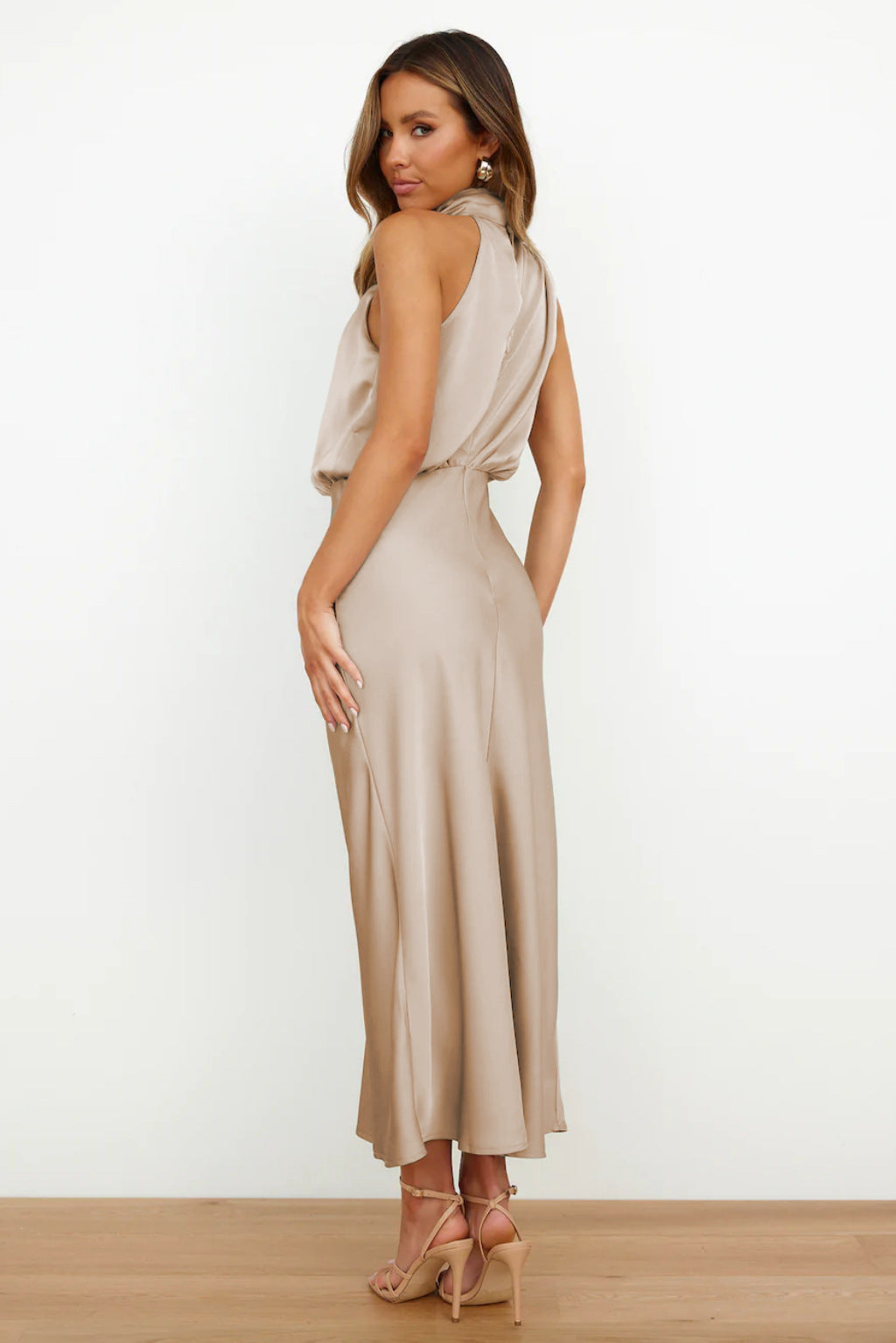 Elise | Abito Halter di Raso Elegante – Gracioso e Chic