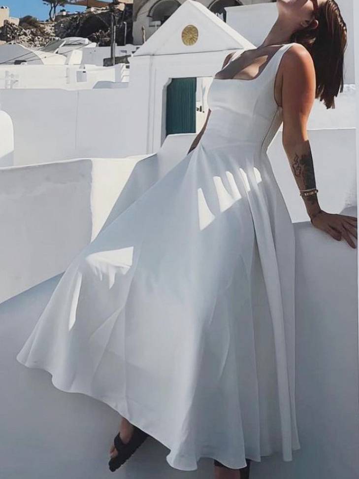 Elara | Abito Midi di Collo Cuadrado Elegante