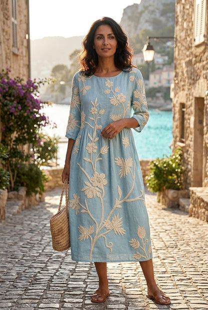 Abito midi Fluido con Ricami floreali - Collezione Vintage Elegante