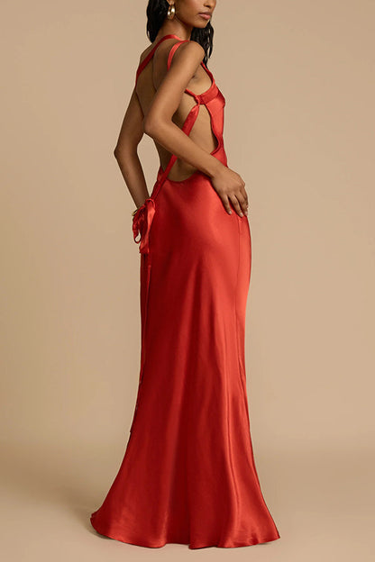 Abito maxi in raso asimmetrico