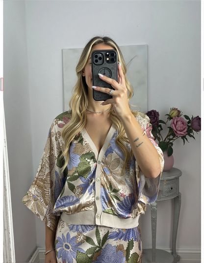 Elegante Camicia Off-shoulder di Satin con Stampa Floreale