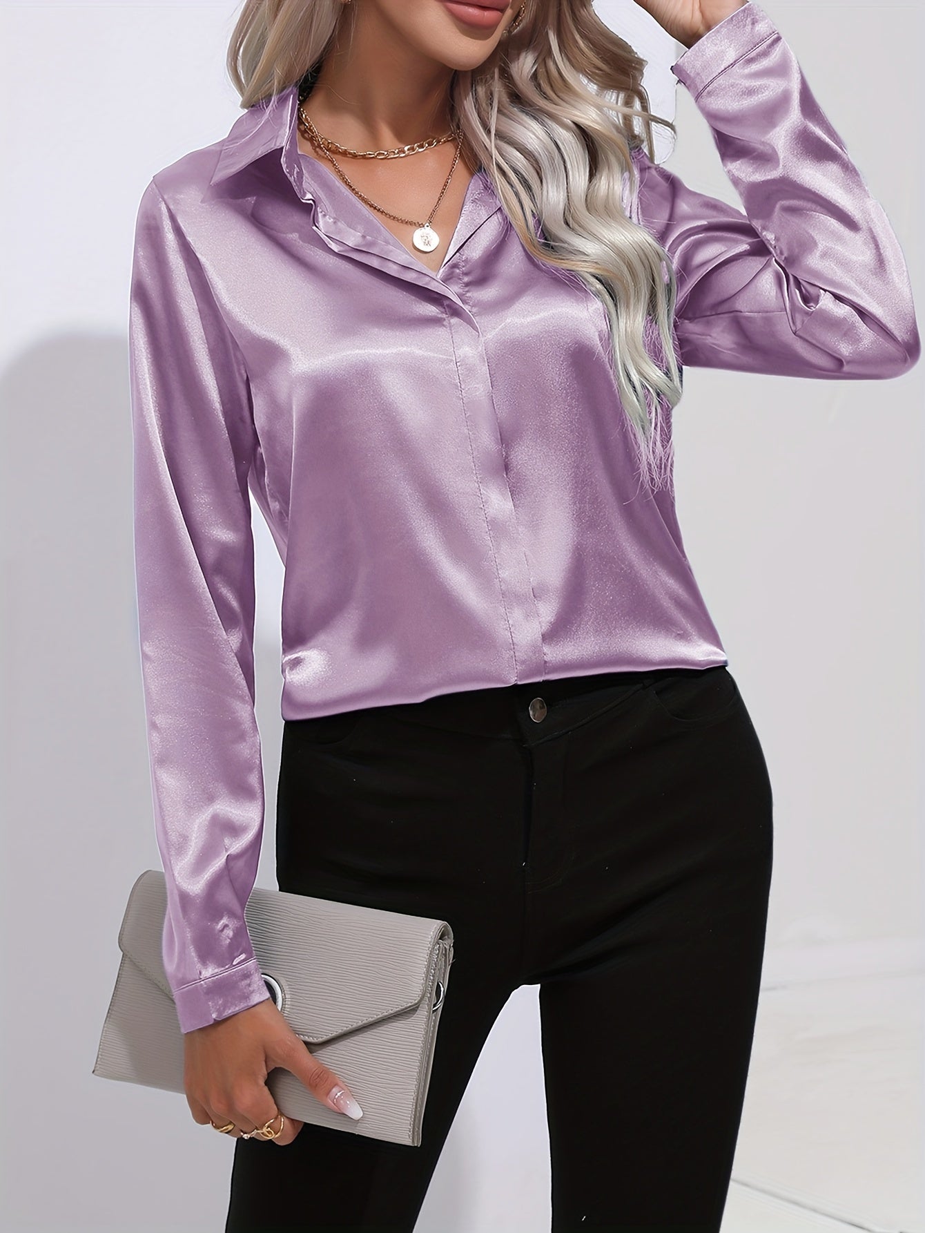 Luna - Blusa di satin con bottoni