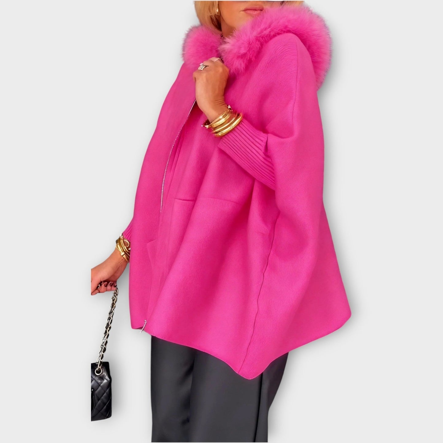 Cappotto con cappuccio in pelliccia sintetica di Lusso