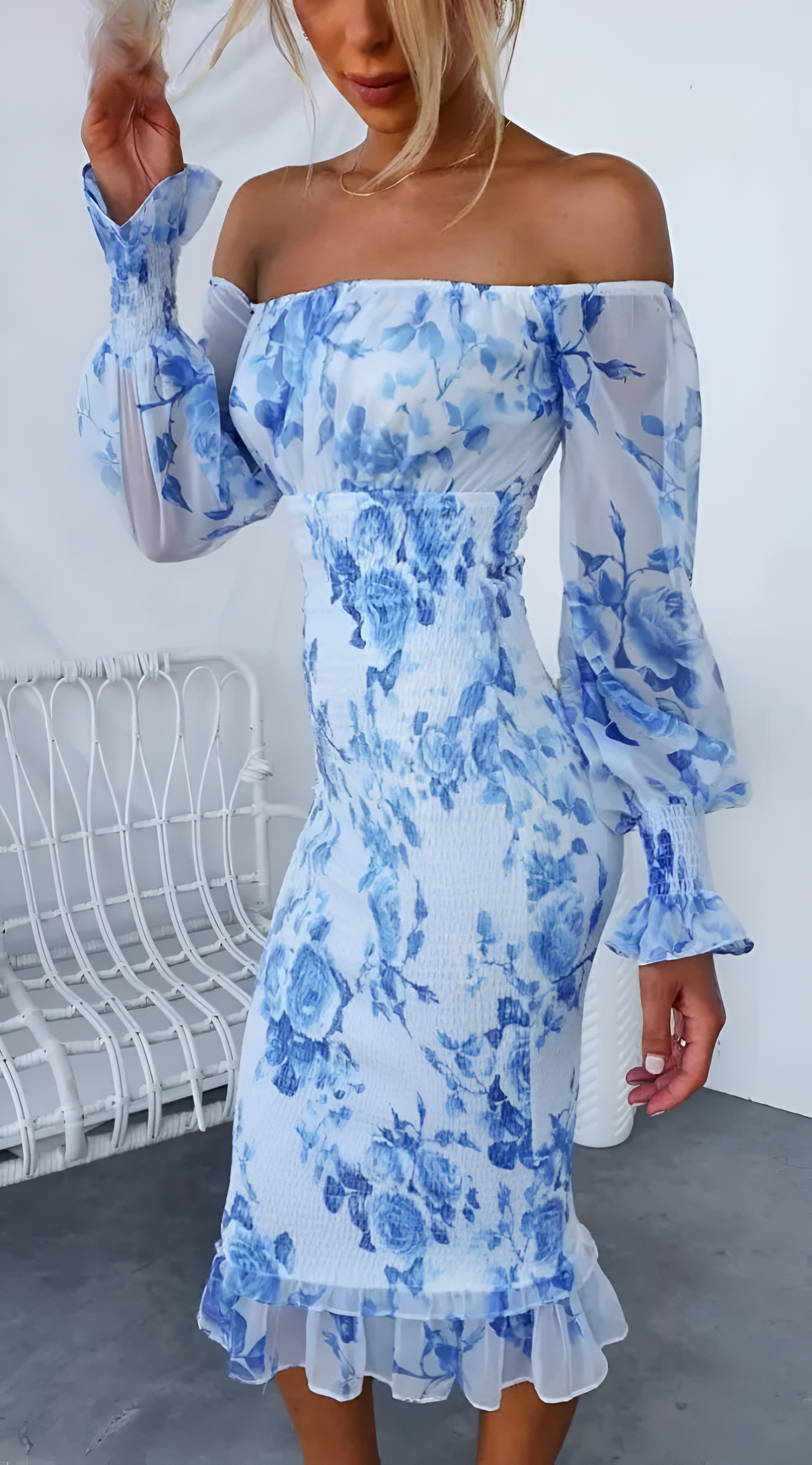Nadia - Abito midi con Spalle Descubiertos e Vita arricciata Floreale