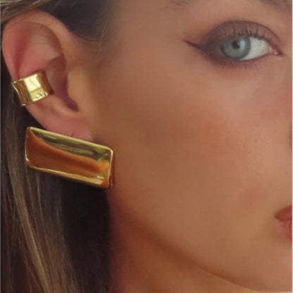 Jona – Orecchini geometrici dallo stile d’impatto