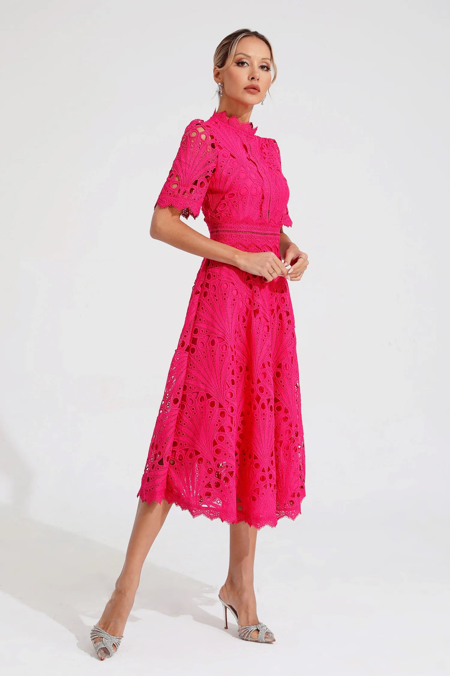 Hallie | Abito Midi di Pizzo