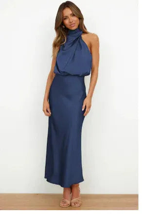 Il Abito Halter Drapado Elegante