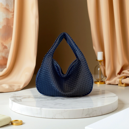 Victoria | Borsa Virale