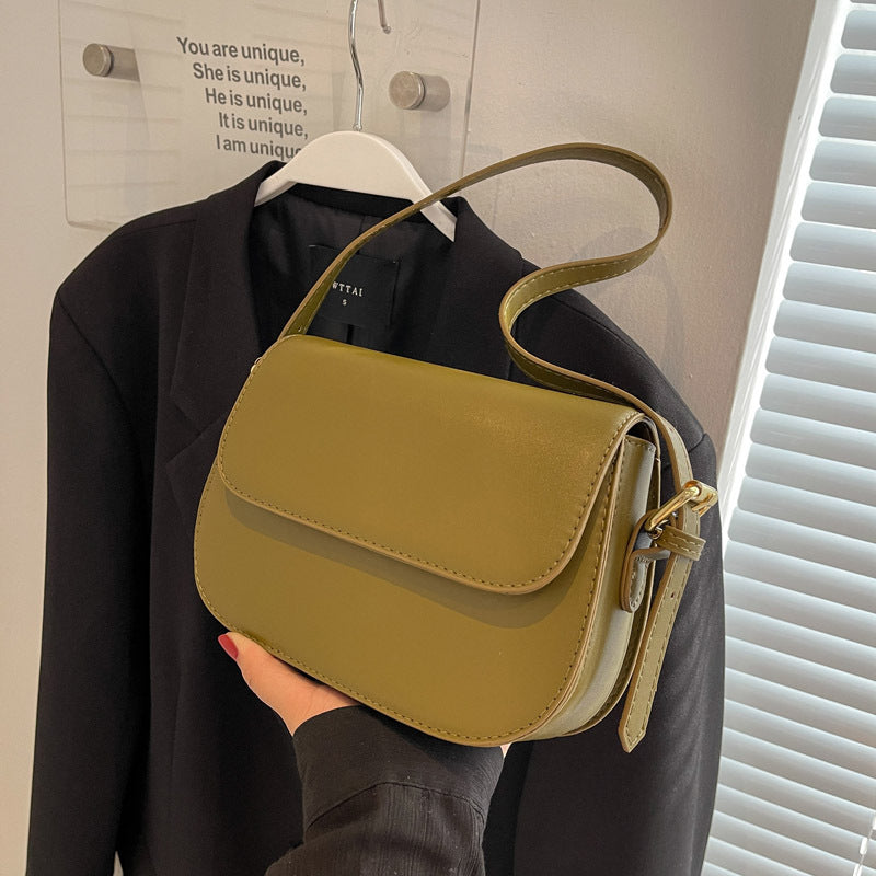 Eldborg | Borsa Elegante di spalla in tonalità nude opaca