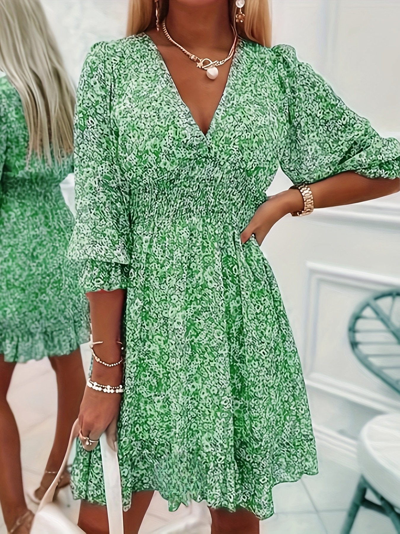 Evie | Mini Abito Elegante con Volant Floreali