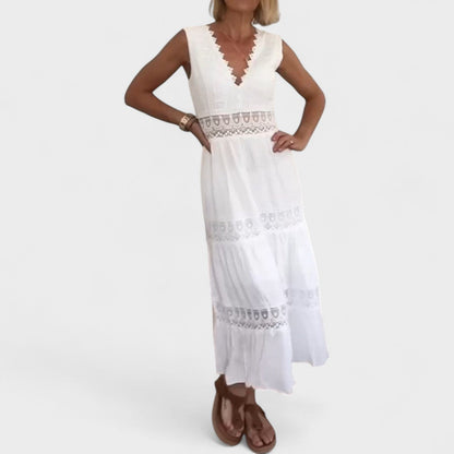 Patricia - Elegante abito in pizzo con collo a V