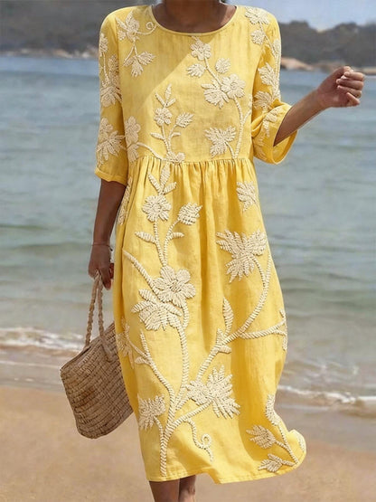 Abito midi Fluido con Ricami floreali - Collezione Vintage Elegante