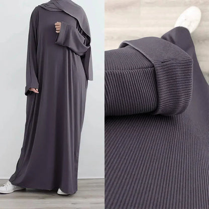 Ariane - Elegante Abaya di Maglia con Cintura e Tasche Laterales