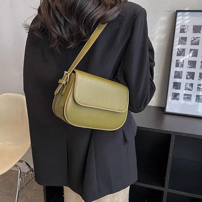 Eldborg | Borsa Elegante di spalla in tonalità nude opaca