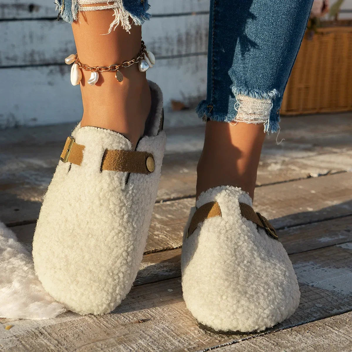 Sneakers di Casa da donna con Detalle di Fibbia e Comfort Morbida e Acogedora