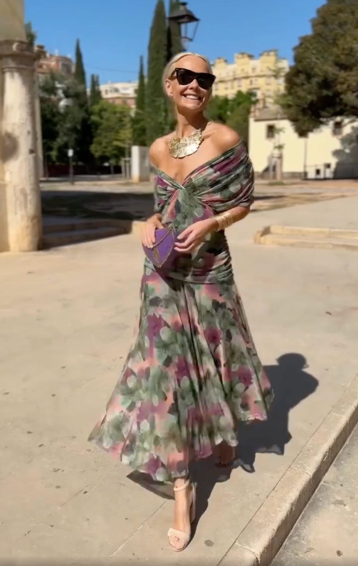FIONA – ABITO DA SERA ELEGANTE CON SPALLE SCOPERTE