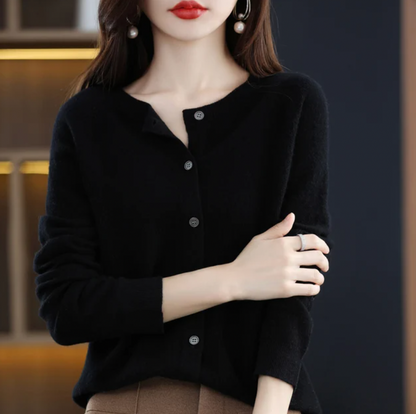 Rhea | Cardigan in merino leggero da donna | classico di ogni giorno