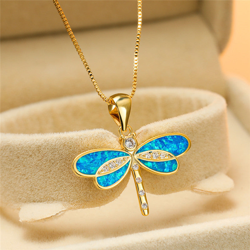 Elunaria – Collana a forma di libellula con dettaglio brillante