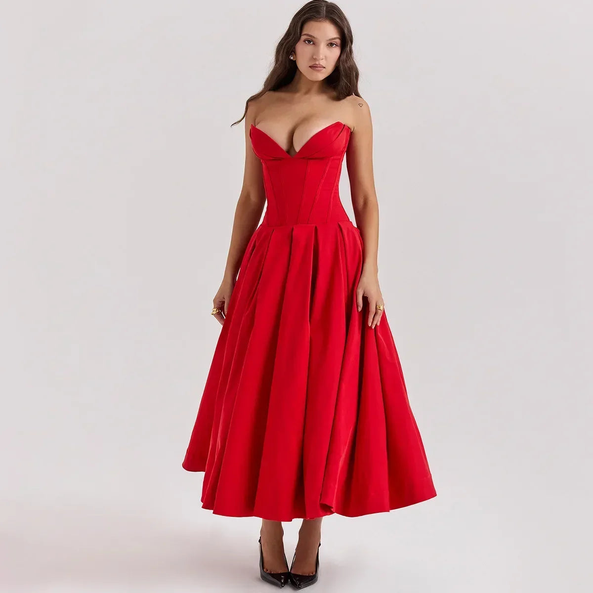 Aria – Elegante Abito midi Plissettato Senza Spalline