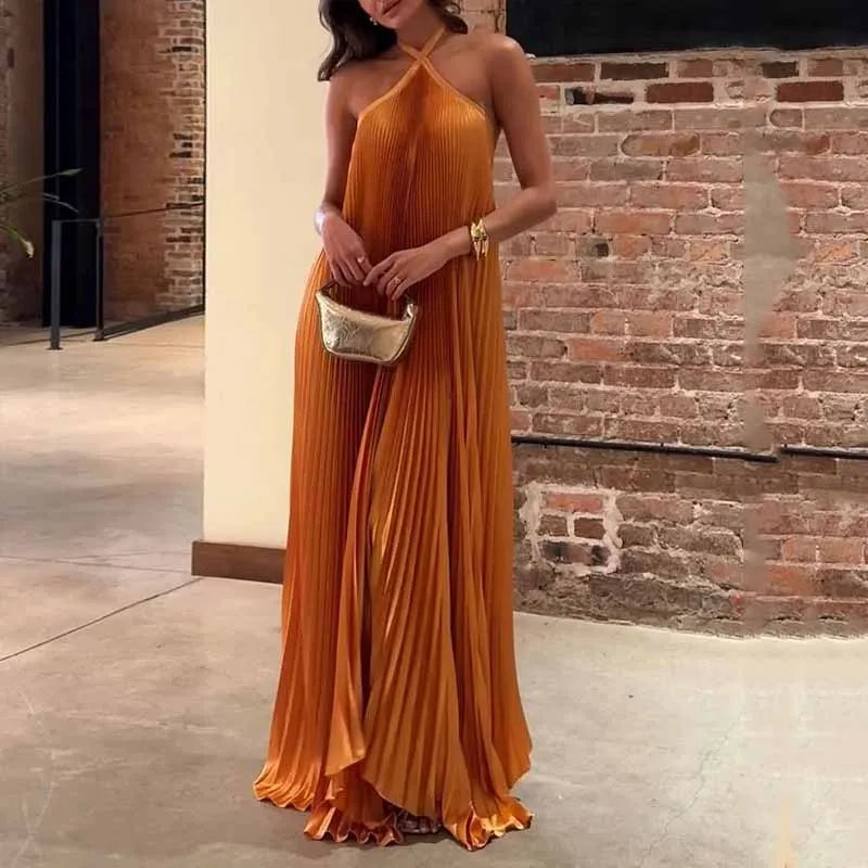 Mira - Abito Maxi con Collo Halter Plissettato Chic
