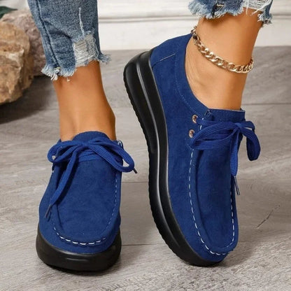 Laurina - Sneakers in camoscio alla moda