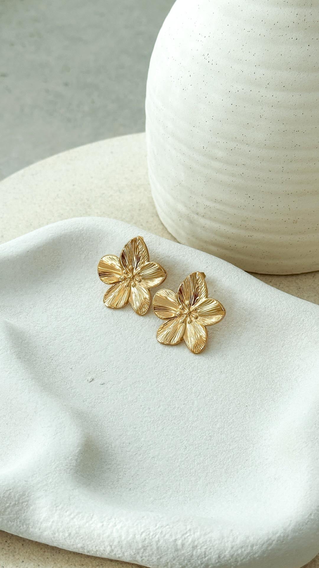 Lexi | Orecchini a fiore placcati oro