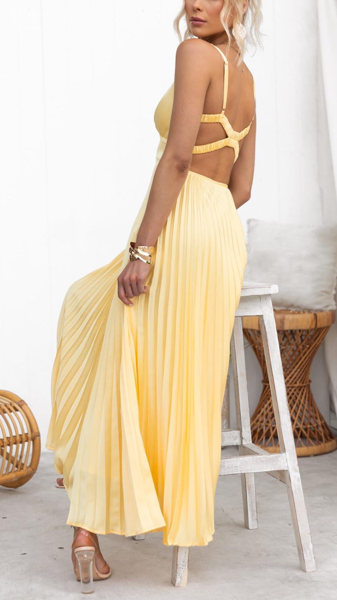 Jane | Elegante Abito lungo con Pliegues e Scollo a V.