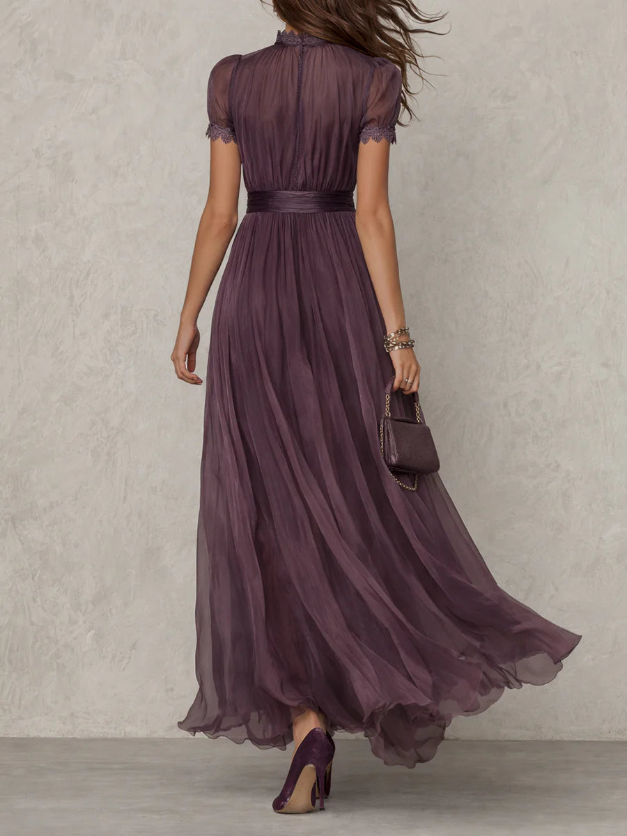 Petra - Abito lungo Elegante in pizzo e Dettagli Refinados