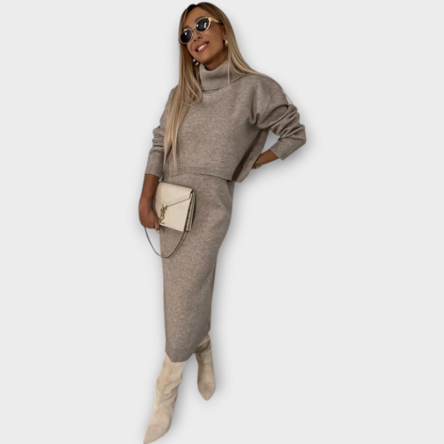 Il Completo di Maglione e Gonna Luxe Knit