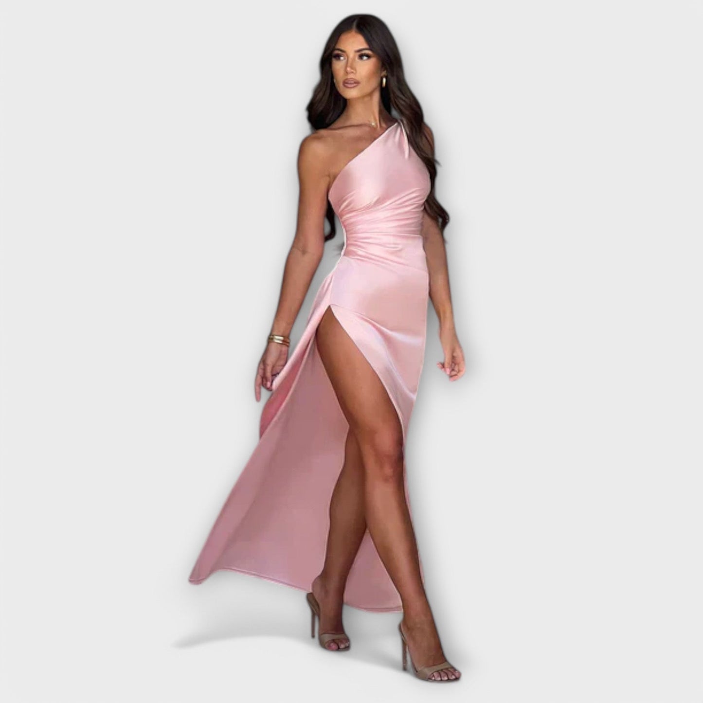 Abito Maxi Asimmetrico con Draping in un Brazo