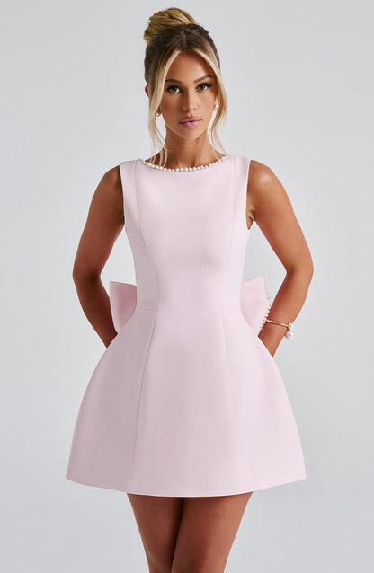 Hollis - Mini Abito Elegante con Fiocco di Perlas