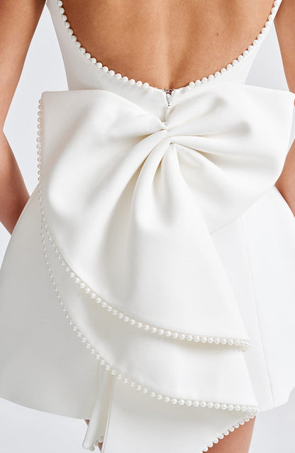 Hollis - Mini Abito Elegante con Fiocco di Perlas