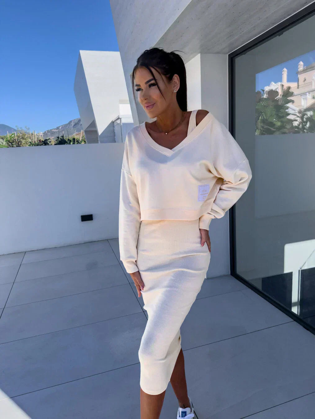 ONDINE – SET DI ABITO DI MAGLIA ELEGANTE