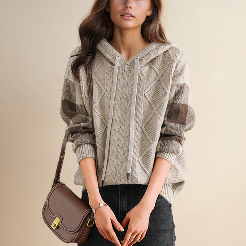 Emily | Maglione con cappuccio in maglia Trenzado