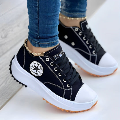 Sneakers di tela – Sneakers moderne per donna