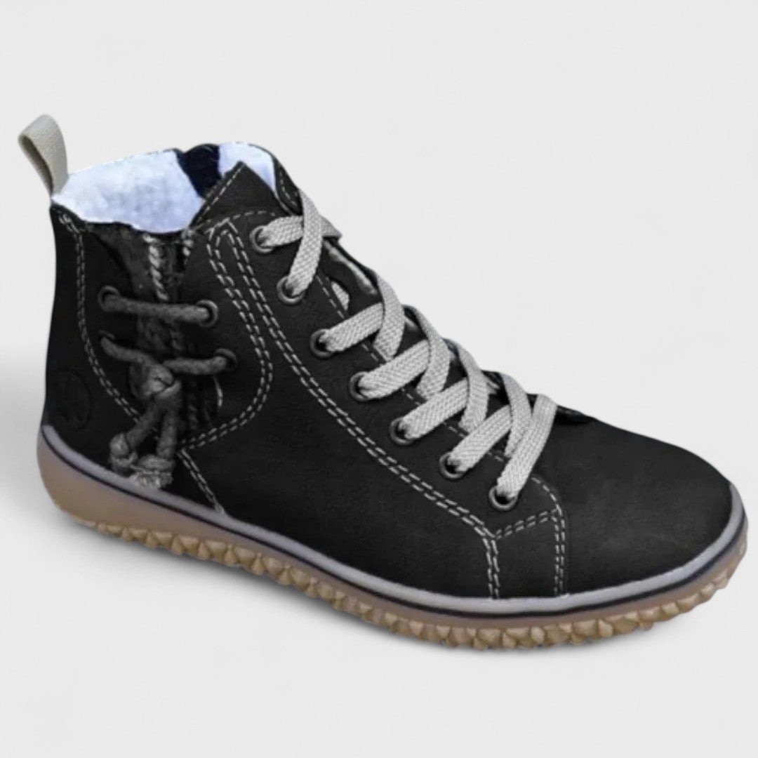 Clorinda - Sneakers di Camoscio Morbida