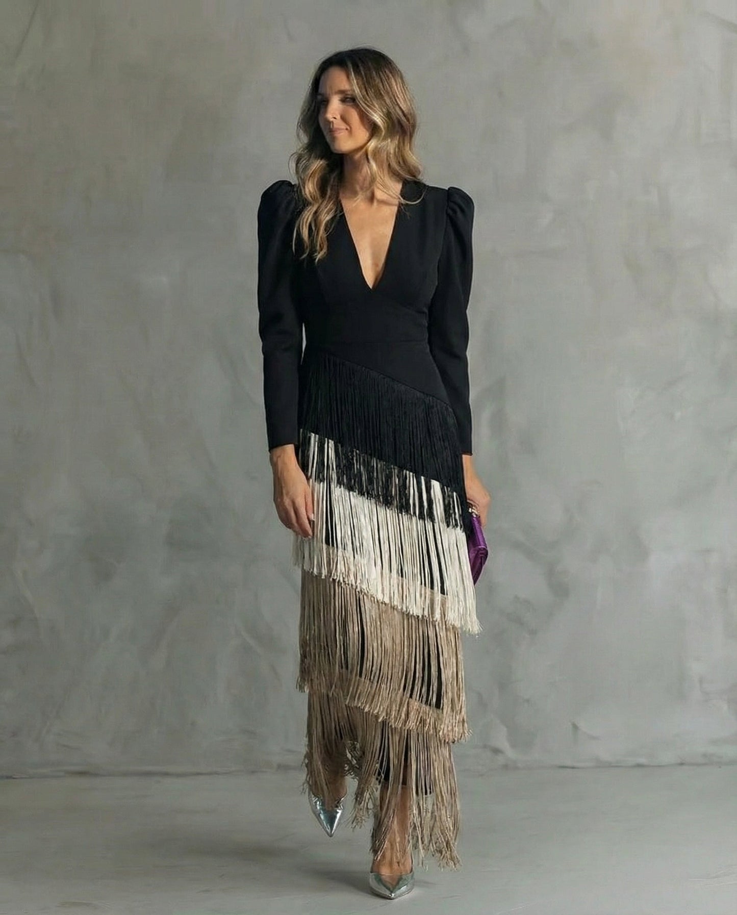 Elara™ | Elegante abito midi con maniche di frange