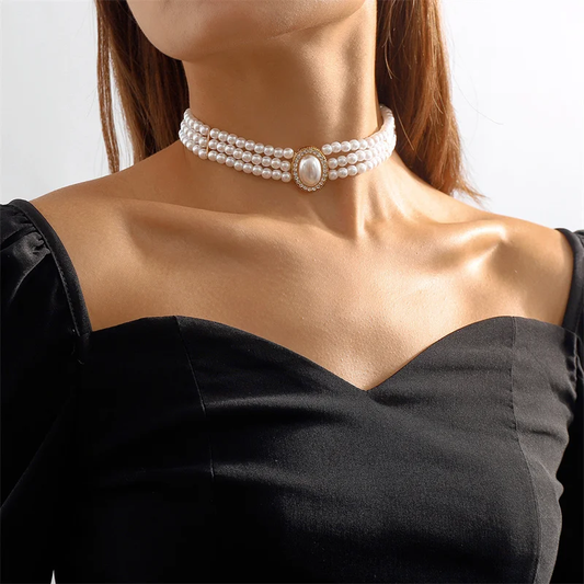 Tiriane – Collana elegante con triplo dettaglio